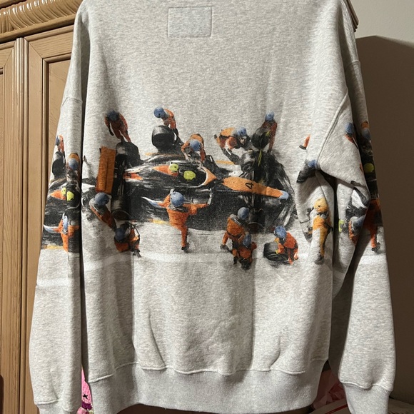 Mens Abercrombie and fitch Mclaren Graphic Crew sweatshirt Lando Small - Picture 4 of 4